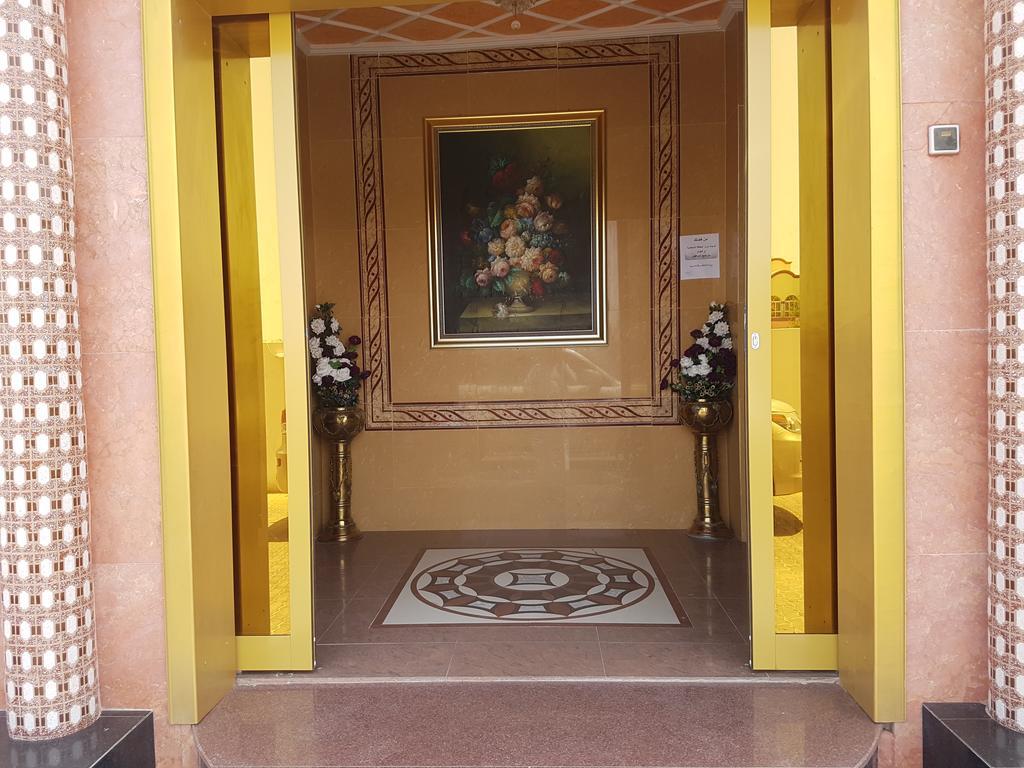 Al Majd Hotel ‘Ibrī Buitenkant foto