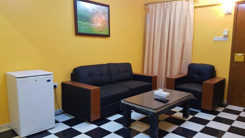 Al Majd Hotel ‘Ibrī Buitenkant foto